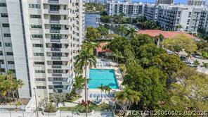 Building Photo - 3200 Port Royale Dr N