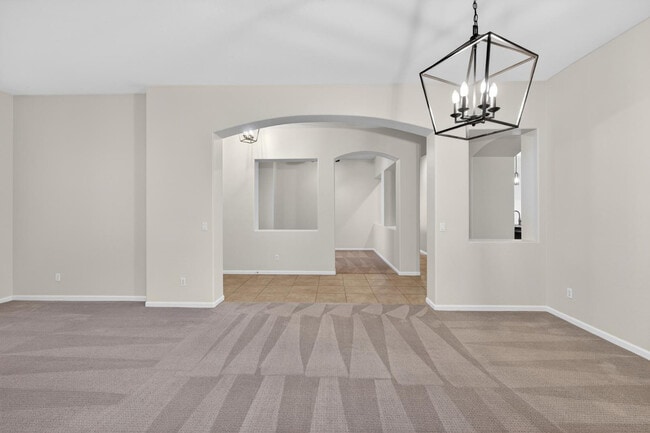 Building Photo - 4385 S Crosscreek Dr