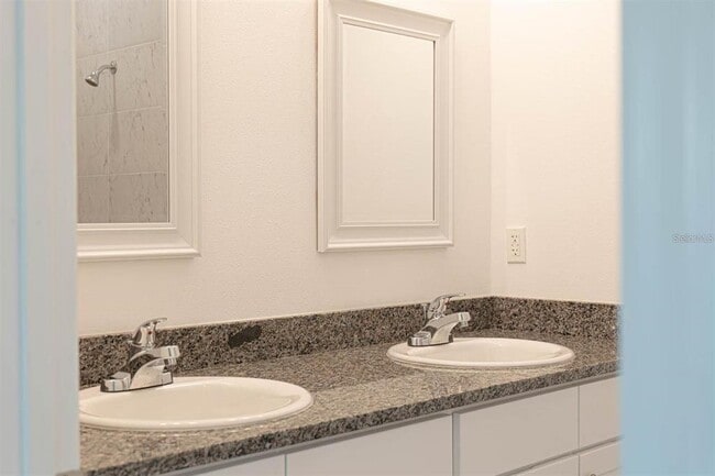 Building Photo - 1618 Wainwright St SE