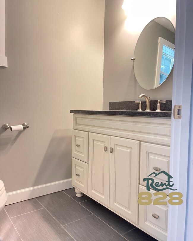 Building Photo - 726 Brookside Camp Rd