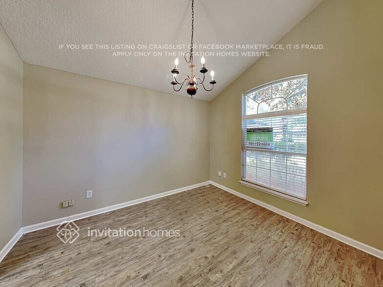 Building Photo - 829 Marjories Way