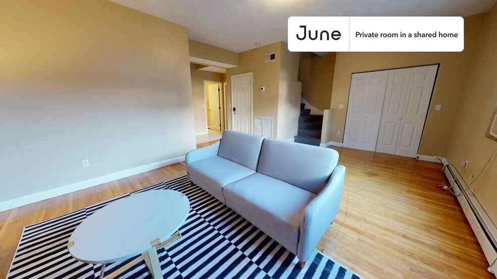 Building Photo - Room in Shared 4 bed/1.5 bath home