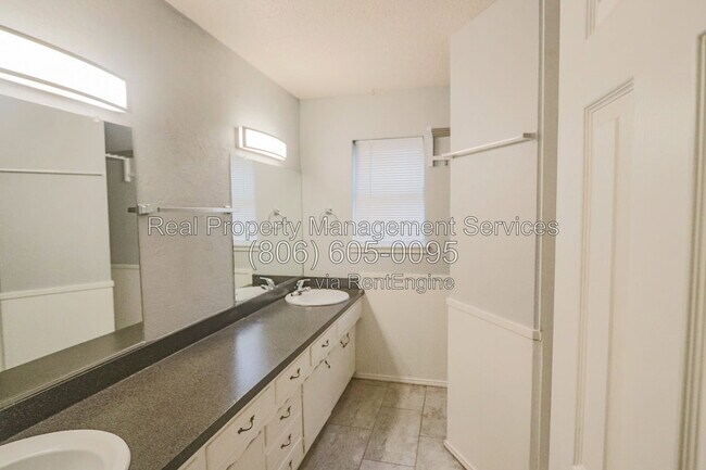 Building Photo - 3017 66th St