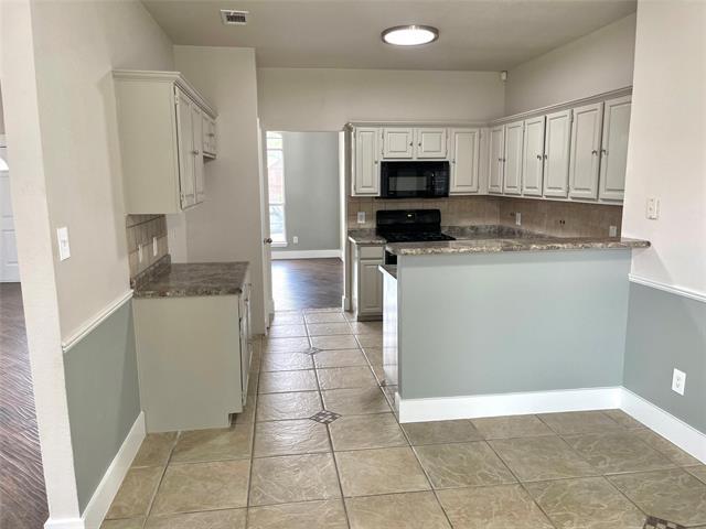 Building Photo - 6706 Bluebell Dr