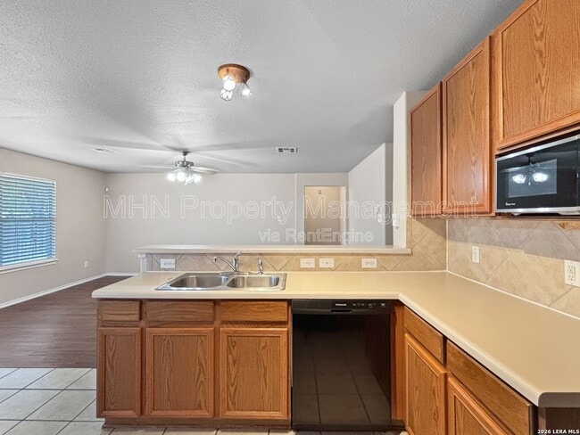 Building Photo - 4922 Celtic Cor
