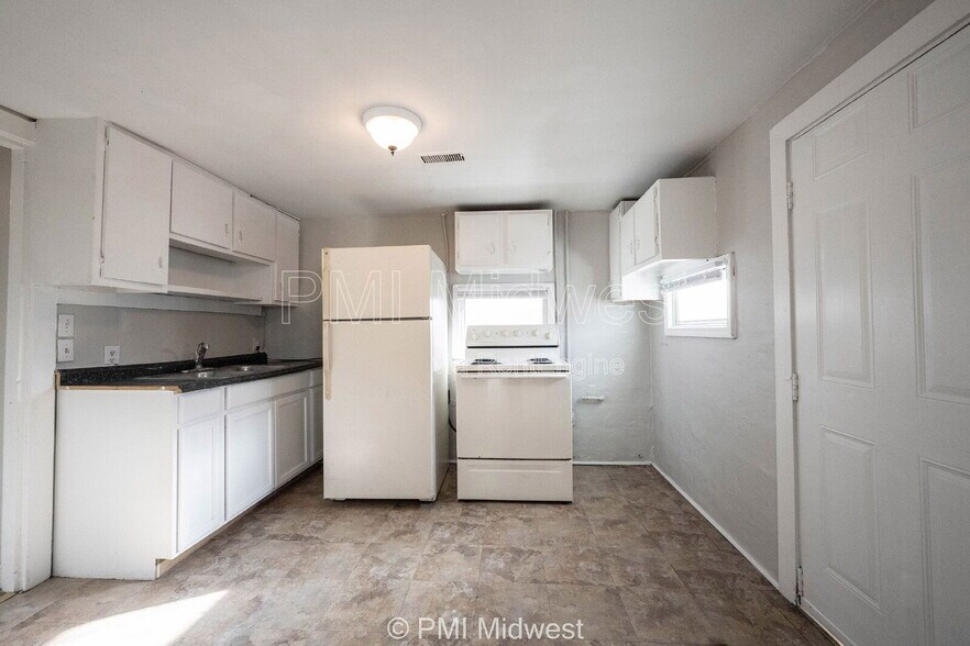 Building Photo - 2905 Tindall St