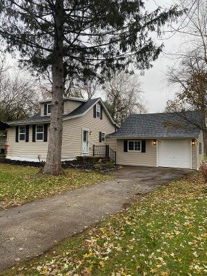 Building Photo - 3016 Grove Ln