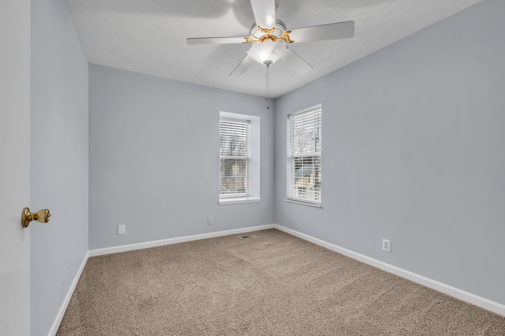 Building Photo - 5904 Colchester Dr