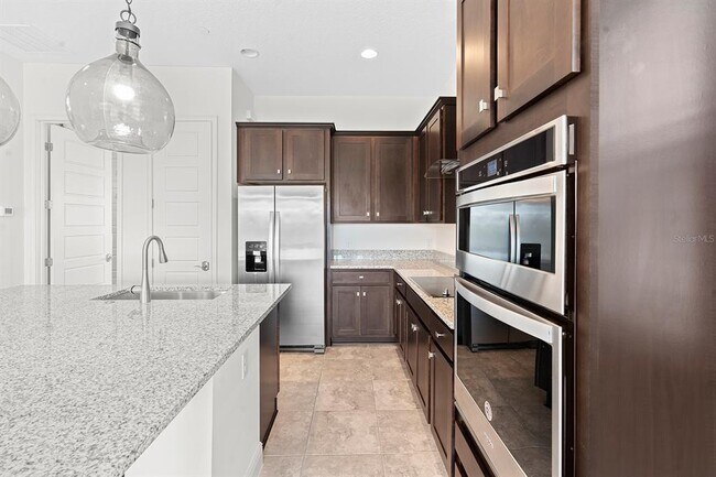 Building Photo - 9497 Mere Pkwy