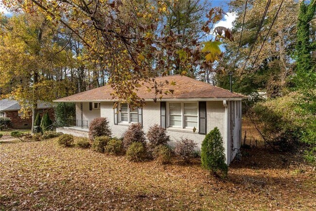 Building Photo - 2720 Stonecreek Rd
