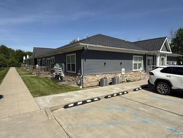 Building Photo - 610 Ayer Rd