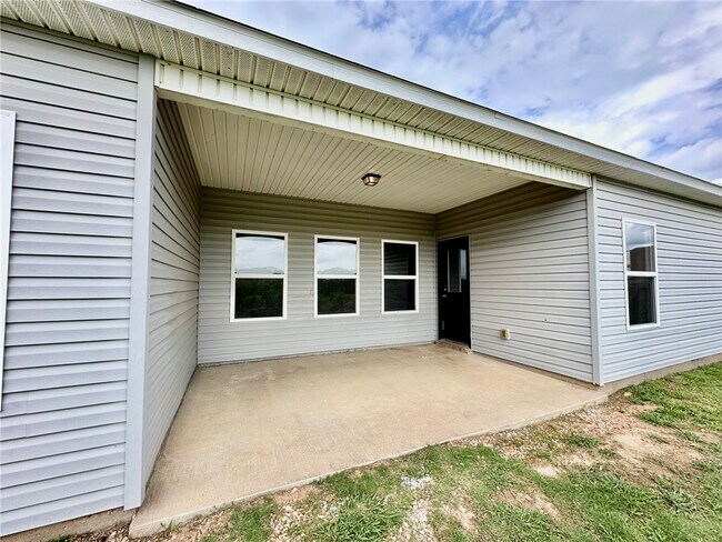 Building Photo - 433 North Drewrys Bluff Drive