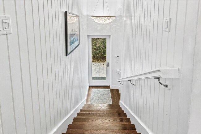 Building Photo - 3421 S Ocean Blvd