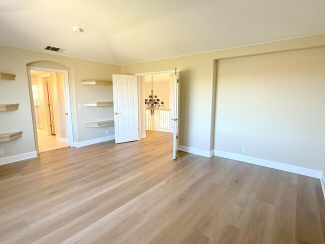 Building Photo - Former Model Home in Desirable Bridges Com...