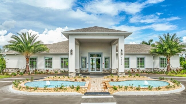 Building Photo - 17827 Shade Tree Loop