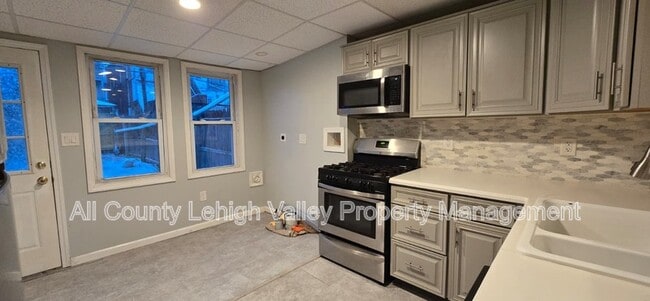 Building Photo - 1922 Glendale Ave