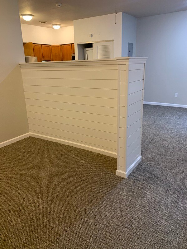 Building Photo - 110 W 3rd St