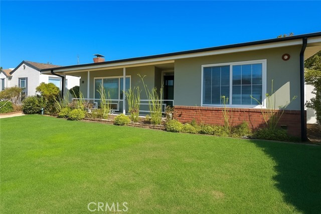 Building Photo - 2108 La Paloma Ave