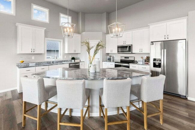 Building Photo - 4-bedroom, 3-bathroom South Fargo Single-Family Home w/ 2 Stall Garage