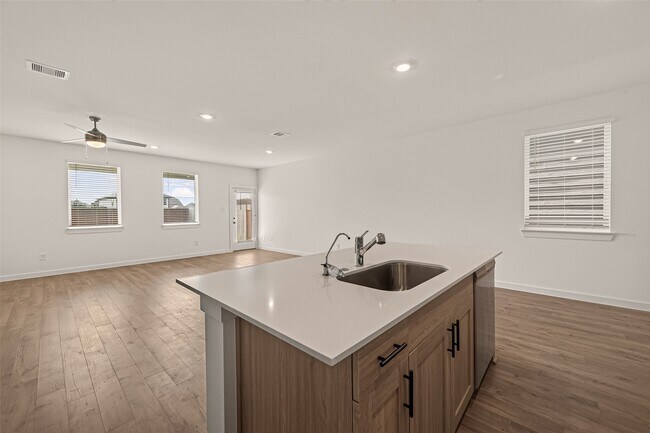 Building Photo - 3538 Lovebird Ln