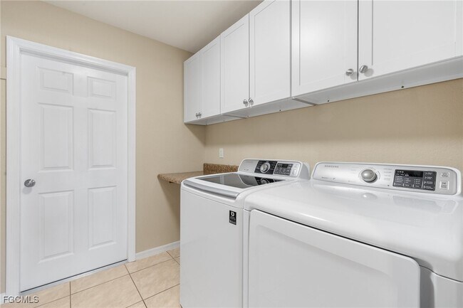 Building Photo - 1418 Shelby Pkwy