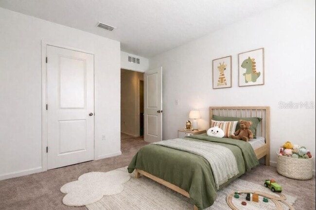 Building Photo - 11925 Sylvia St