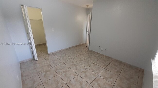 Building Photo - 7640 NW 182nd Terrace