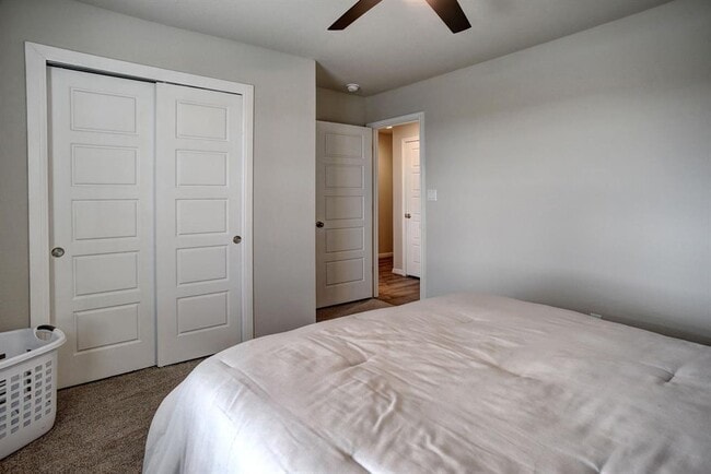 Building Photo - 210 Cold Spg Lp