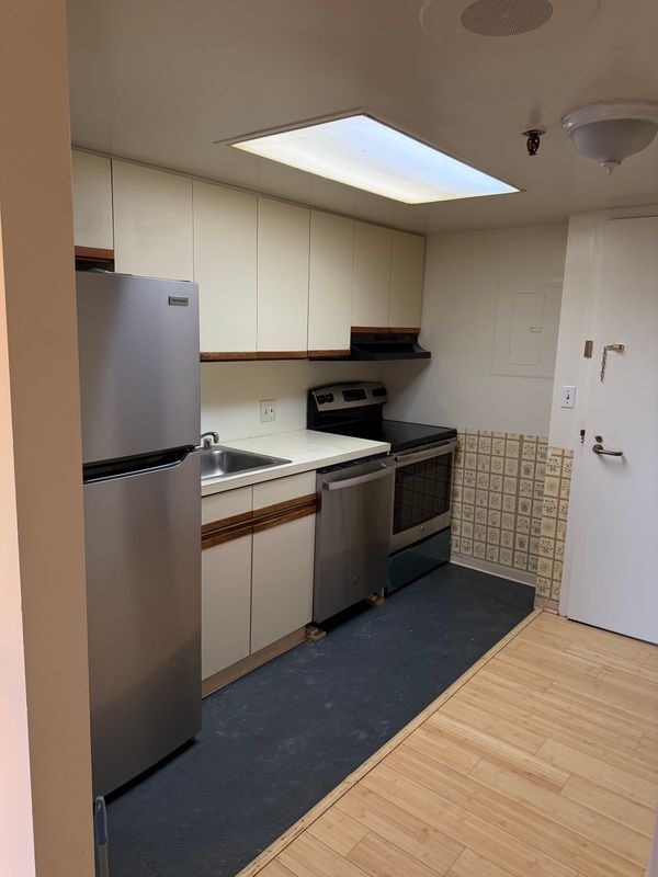 Building Photo - 655 Absecon Blvd