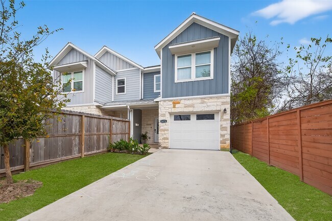 Building Photo - 5417 Texas St