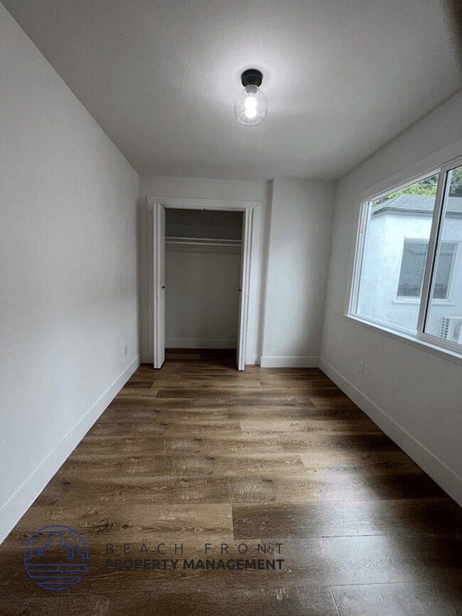 Building Photo - 2519 E. Monroe St.