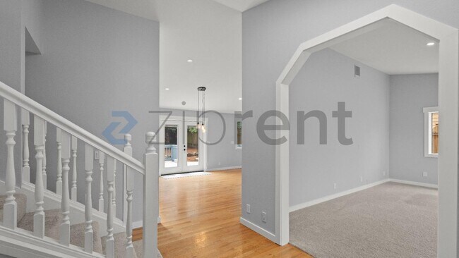 Building Photo - Unit