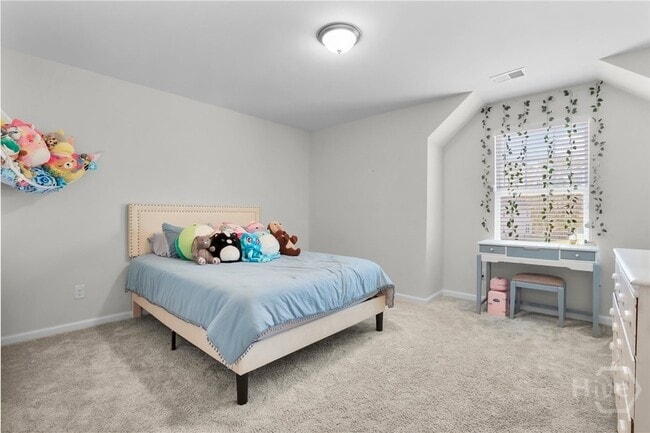 Building Photo - 2980 Kingswood Dr