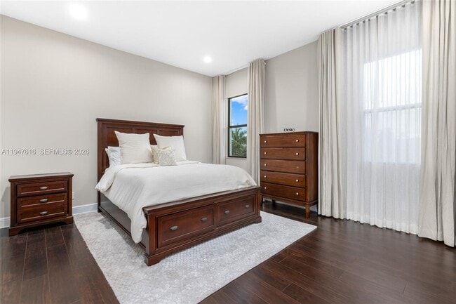 Building Photo - 10220 Sweet Bay Ct