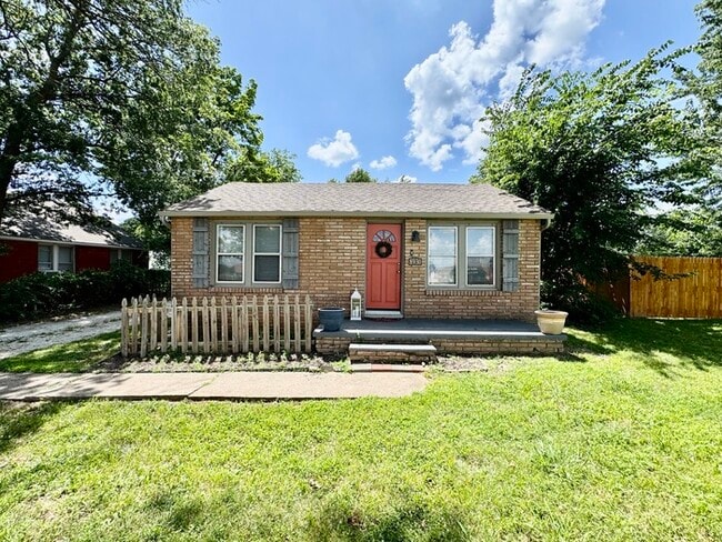 Primary Photo - 8930 S Union Ave
