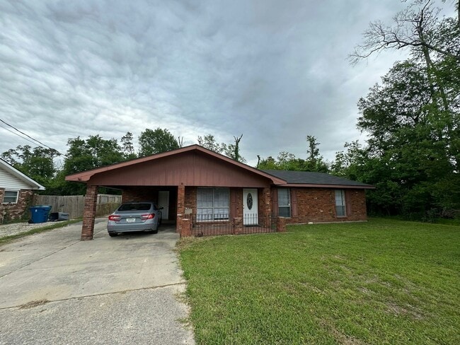 Primary Photo - 2222 N Rose Park Ave