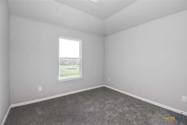 Building Photo - 544 Buckskin Dr