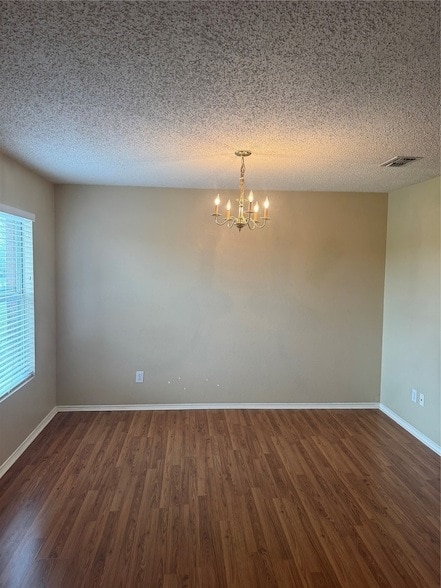 Building Photo - 1728 Chesterwood Dr