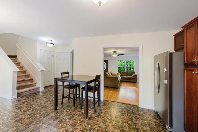 Building Photo - 1178 Sagamore Dr
