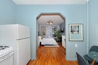 Building Photo - 173 E 91st St