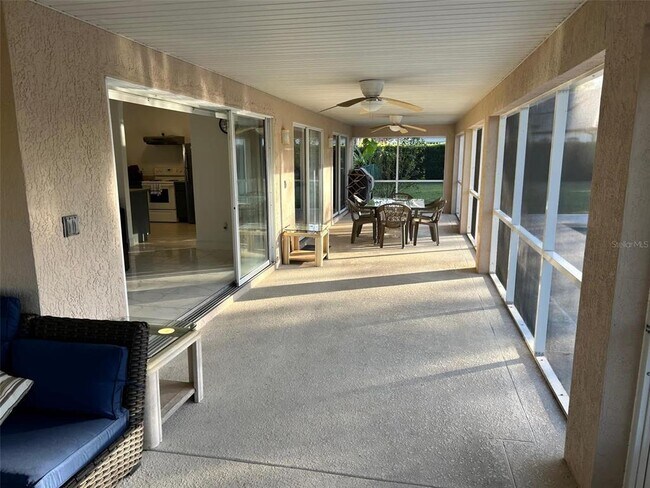 Building Photo - 12447 Lake Denise Blvd