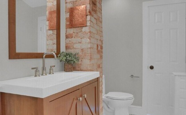 Building Photo - Beautiful 3 Bed, 1.5 Bath Home in Hanover, Pa!