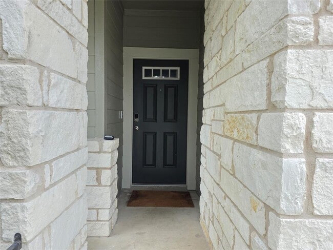 Building Photo - 3034 Mill Run Bnd