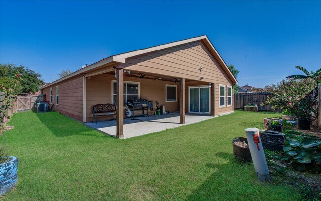 Building Photo - 610 Kiley Dr