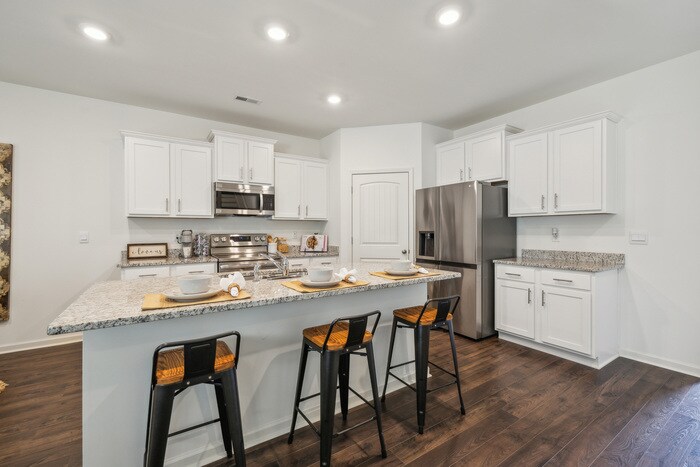 Building Photo - 5636 Timber Leaf Lp