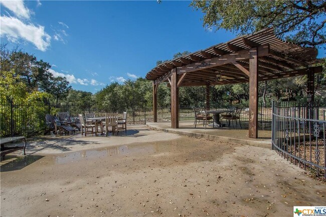 Building Photo - 2623 Kangaroo Ct