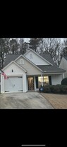 Building Photo - 237 Woodland Way