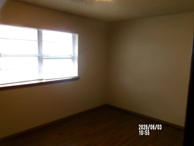 Building Photo - Beautiful 3-Bedroom, 2-Bath Home in Southeast Lawton