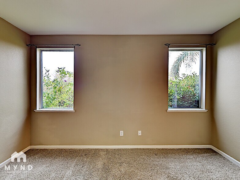 Building Photo - 133 Bridgeway Ct