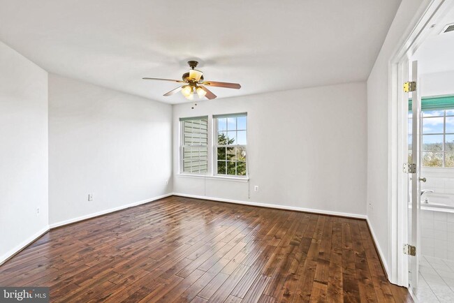 Building Photo - 12030 Kemps Landing Cir